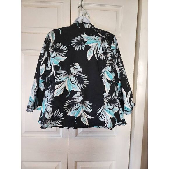 Chico's Floral Blazer - Picture 5 of 5